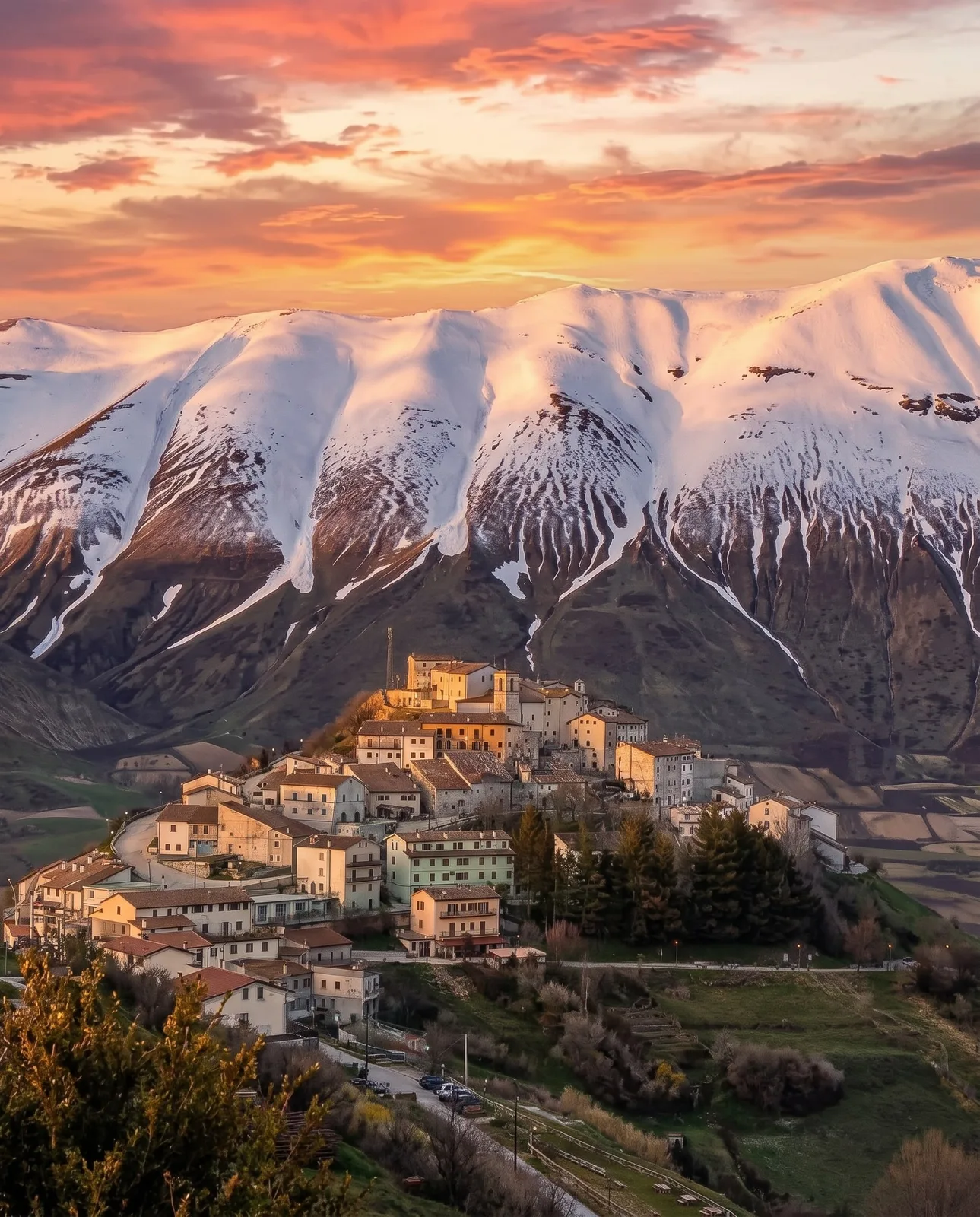 Il borgo di Castelluccio di Norcia