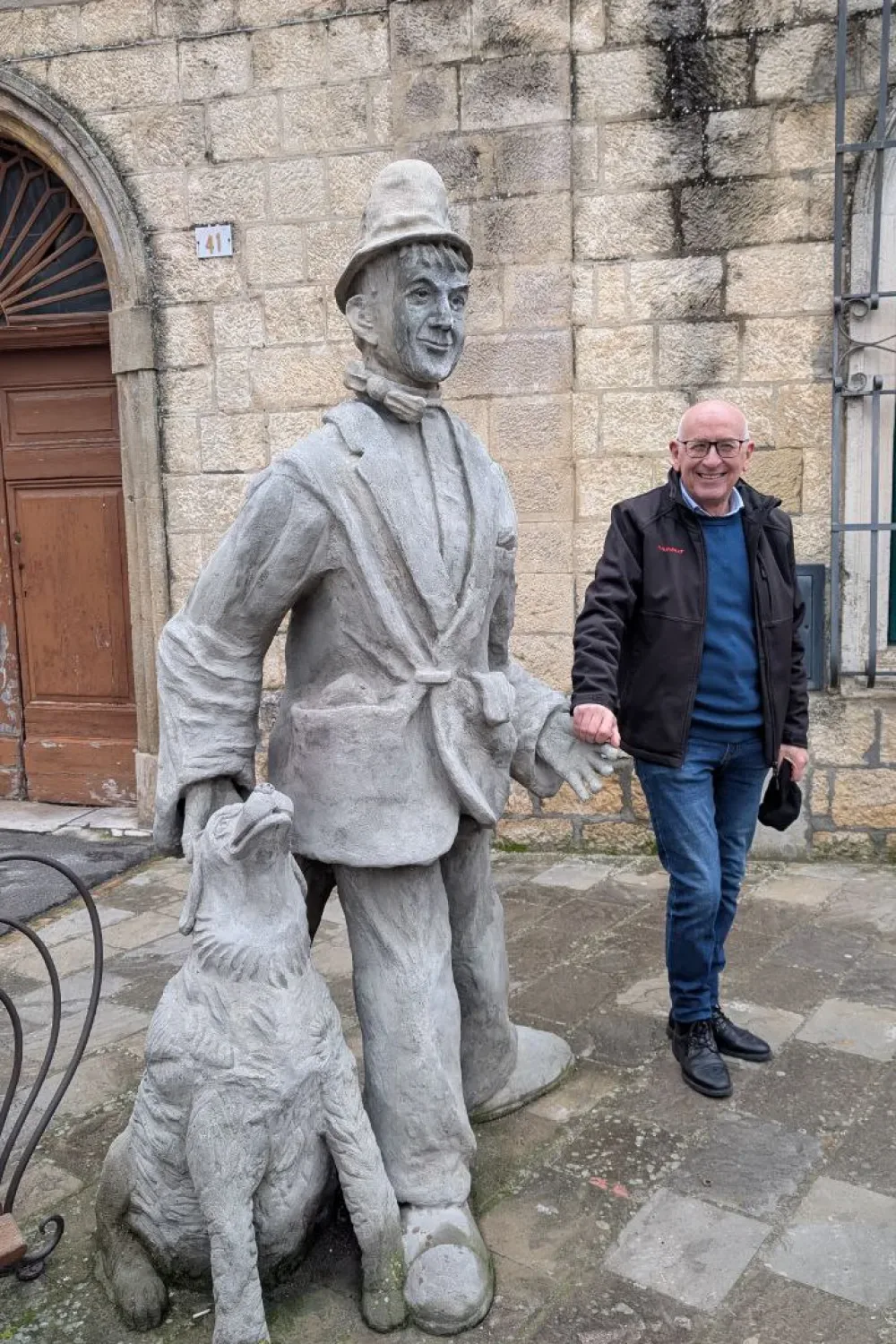 Scultura e artista